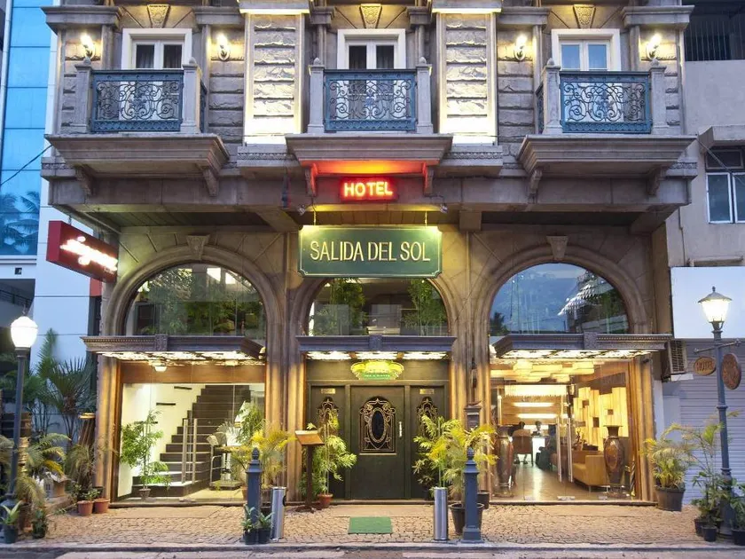 Salida Del Sol Hotel - Image 1