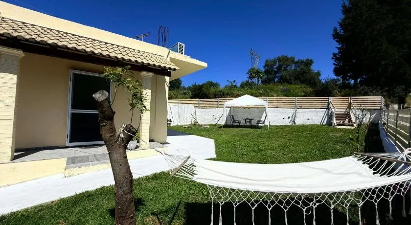 Casa Verde - Image 1