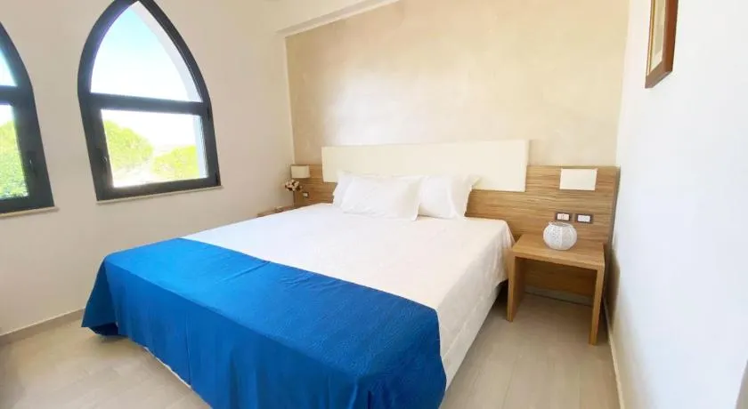 La Rustica Hotel - Image 1