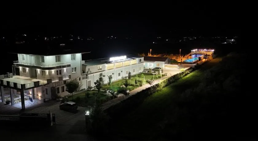 Hanna & Solei Hotel - Image 1