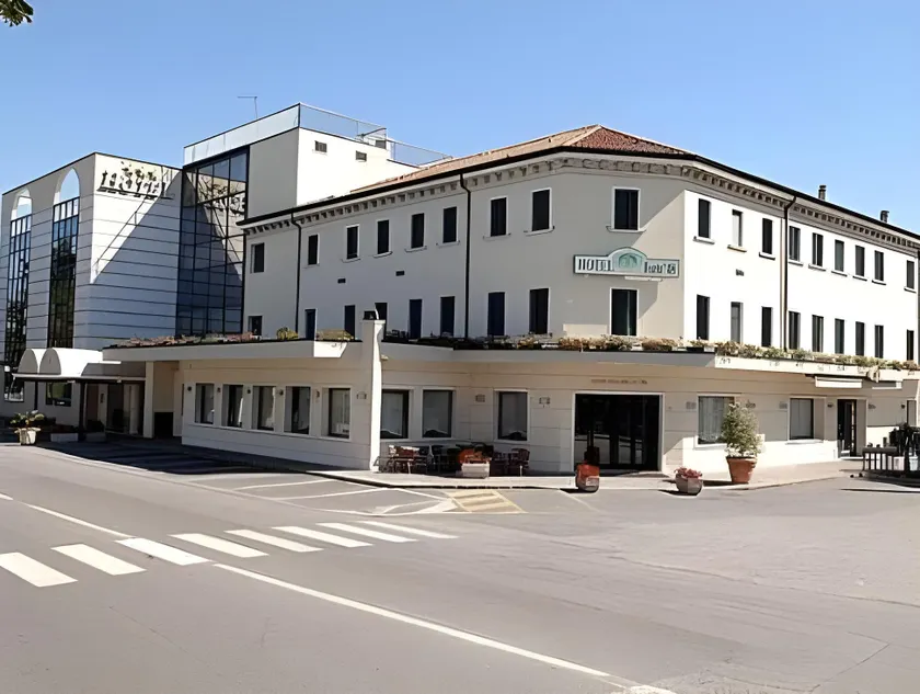 Hotel Forte del 48 - Image 1