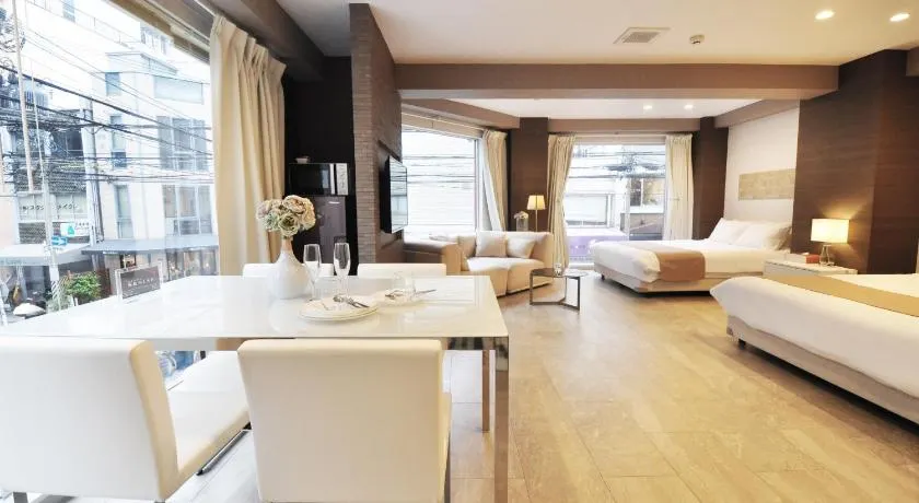 Senlax Inn Osaka - Image 1