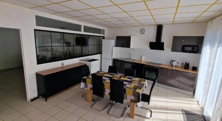 Aerouant - Maison spacieuse pour 8 personnes sur 3 étages Idéal famille amis entreprises - Image 1