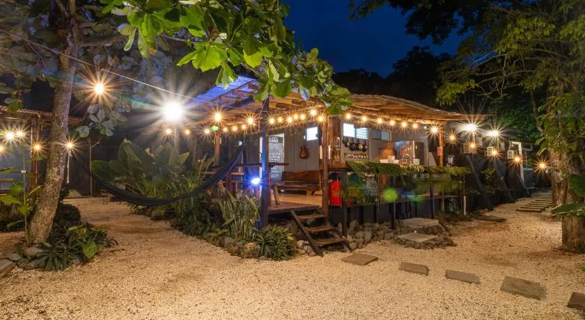 Akih Pods Hostel - Image 1