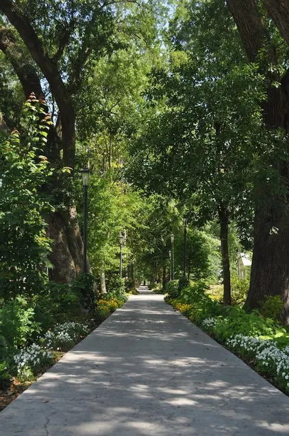 Houmas House Plantation and Gardens - Image 1