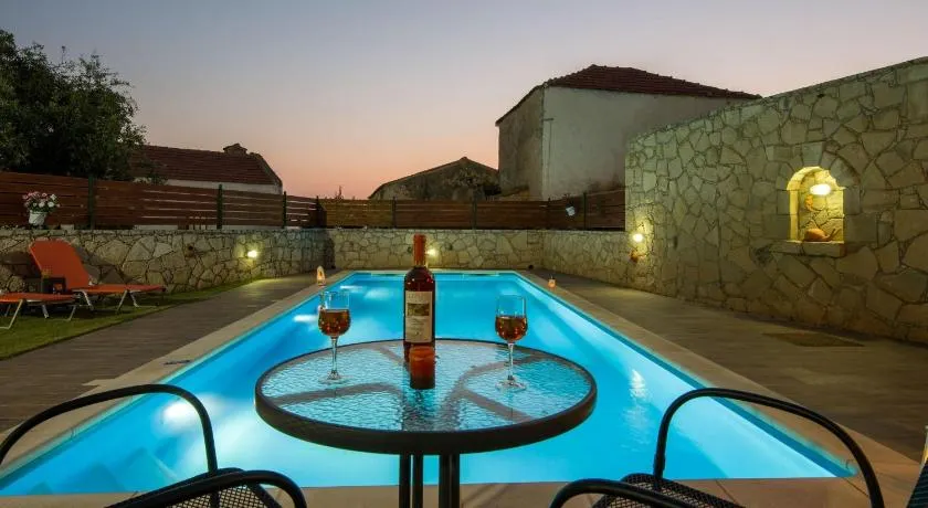 Skandalis Apartments with pool - Image 1