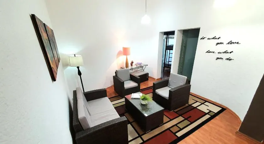 Hostal Top Location ideal para viajeros Polanco - Image 1
