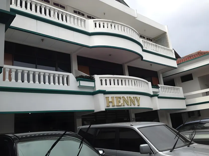 Henny Executive Homestay - Image 1
