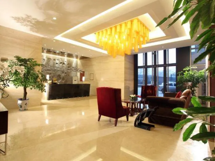 Tianyue Hotel - Image 1