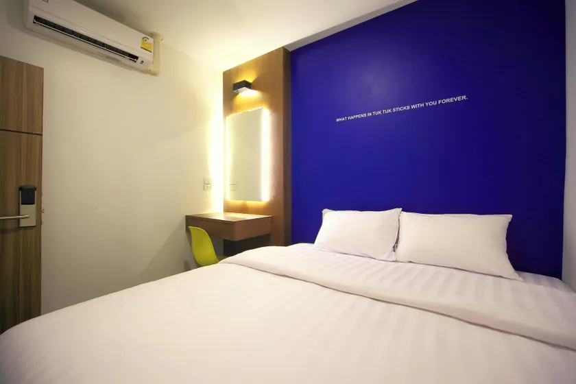 Tuk Tuk Hostel - Image 1