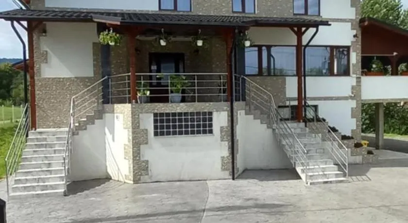 Pensiune Restaurant Alex - Image 1