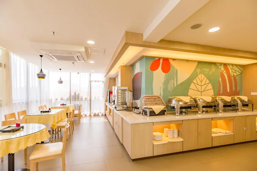 Hanting Hotel Nanchang Honggutan Causeway Bay Plaza - Image 1
