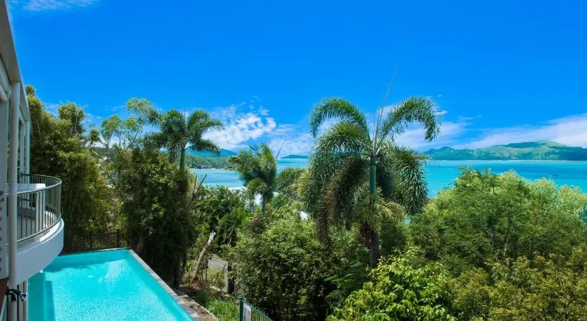 Seascape on Shutehaven - Whitsunday Views Holiday Home - Image 1