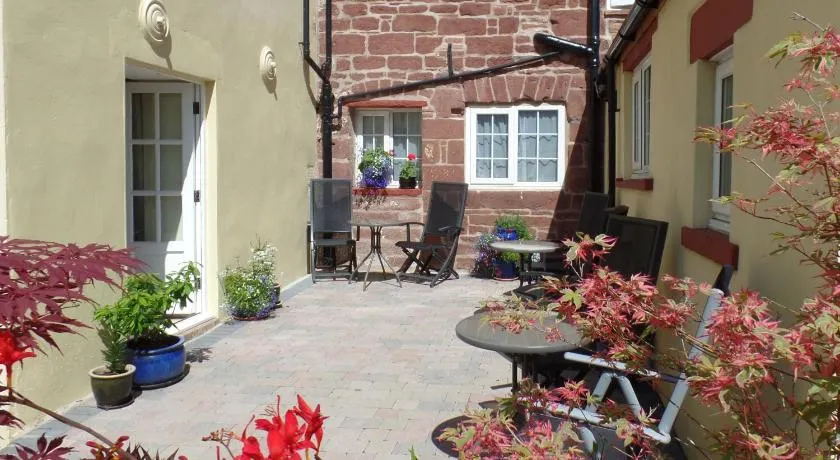 Barrowgarth Guest House - Image 1