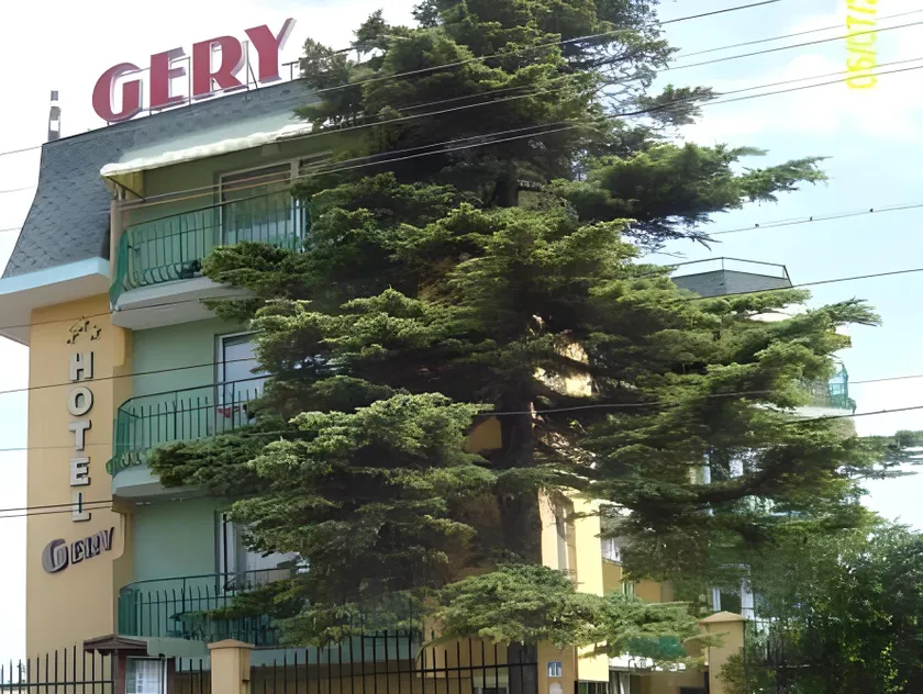 Family Hotel Gery - Image 1