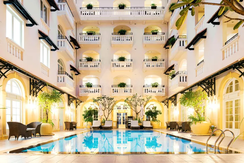 Central Mansions Hotel and Apartments - Image 1