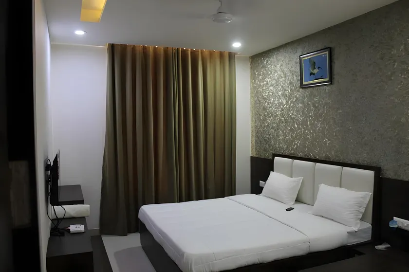 Hotel Celebration - Image 1