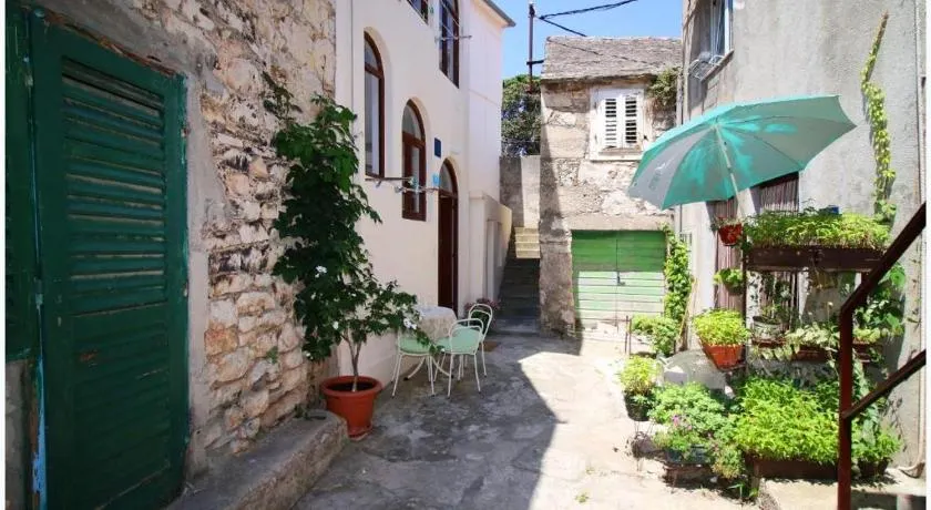 Apartment Josipa - Image 1