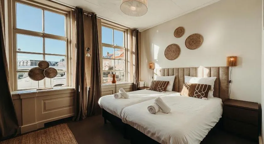 Newly Refreshed Family Bedroom in Zoutelande - Image 1