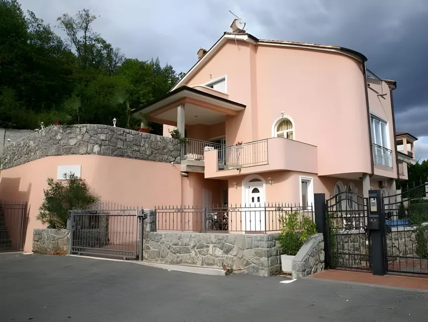 Villa Mihaela - Image 1