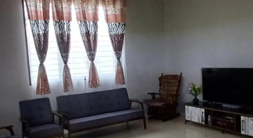 Inap hujung kampung - Image 1
