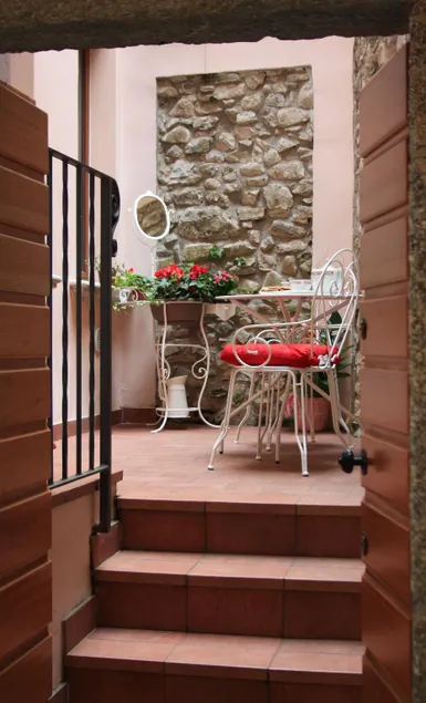 Imbarcadero Apartment - Image 1