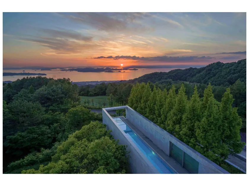 SETOUCHI RETREAT AONAGI by Onko Chishin - Image 1