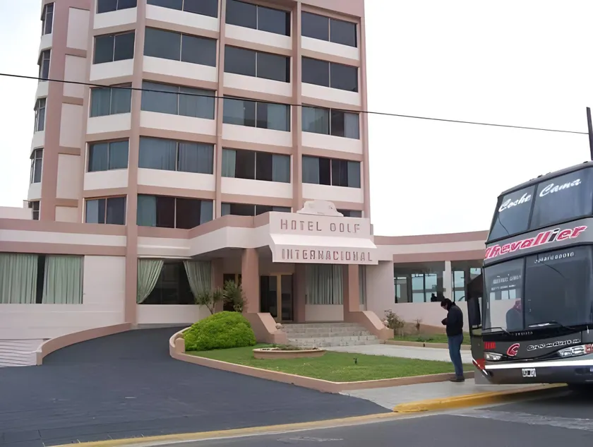 Hotel Golf Internacional - Image 1