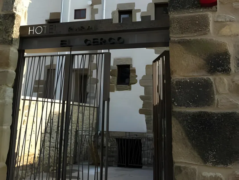 Hotel El Cerco - Image 1