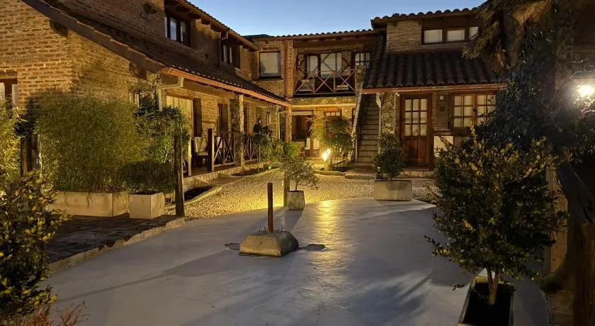Curahue Apart Hotel - Image 1