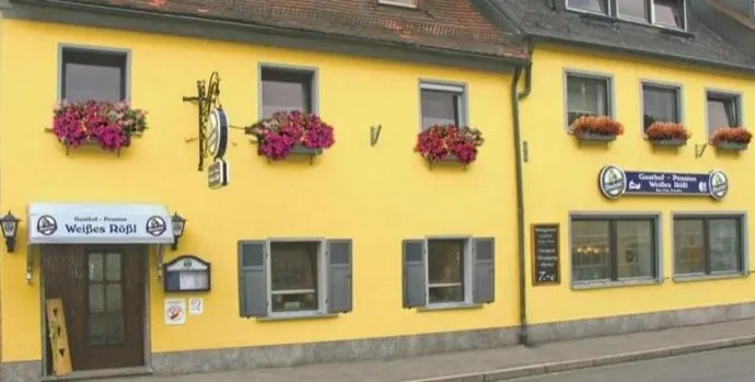 Gasthof Pension Weißes Rössl - Image 1