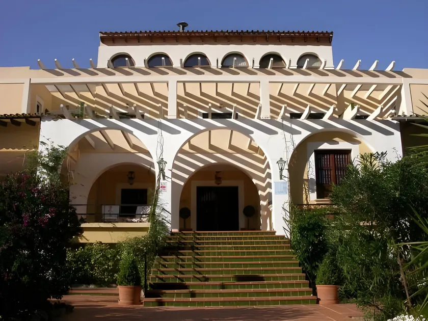 Hotel Bahia - Image 1