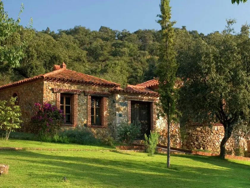 La Tortuga, Stone House in Alajar - Image 1