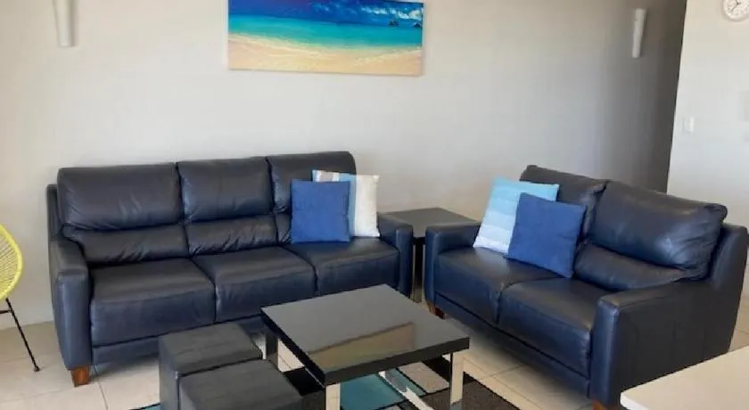Surfside Court - Hosted by Burleigh Letting - Image 1