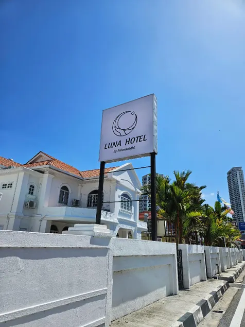 Luna Hotel by Moonknight - Image 1