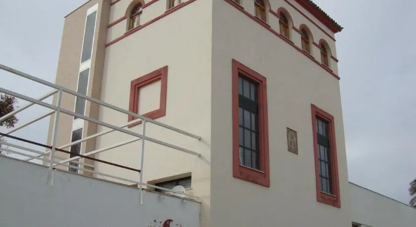 Hostal Monteluna - Image 1