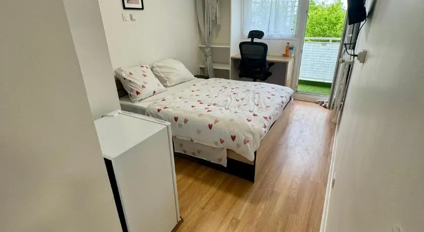 Manuela Home - Image 1