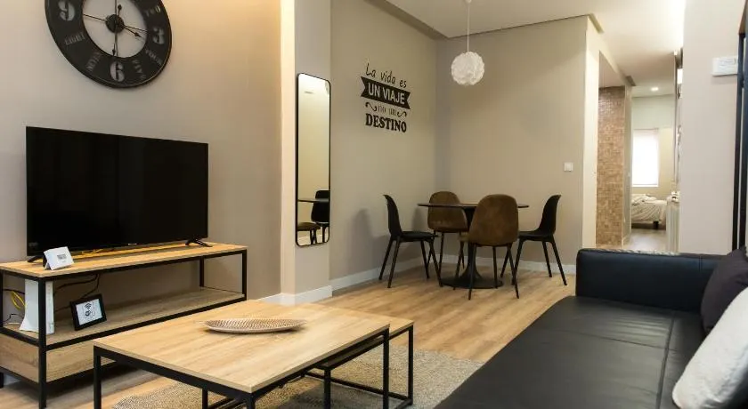Apartamento DENVER - Centro, Nuevo, Diseño, Wifi - Image 1