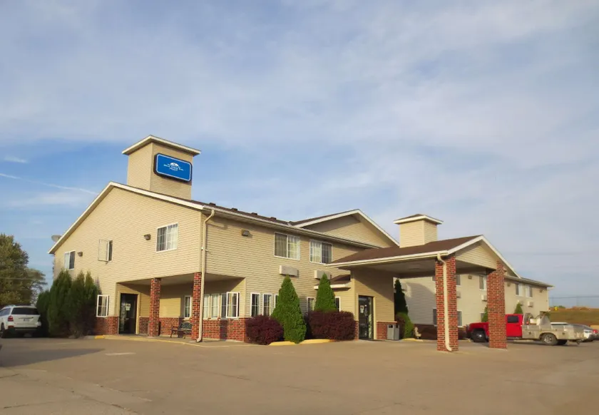 Americas Best Value Inn Carrollton - Image 1