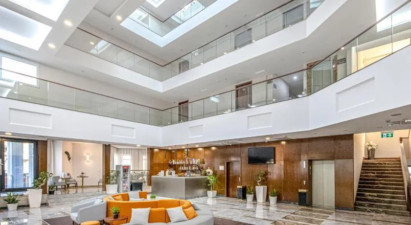 Willis Hotel Business & Wellness - Image 1