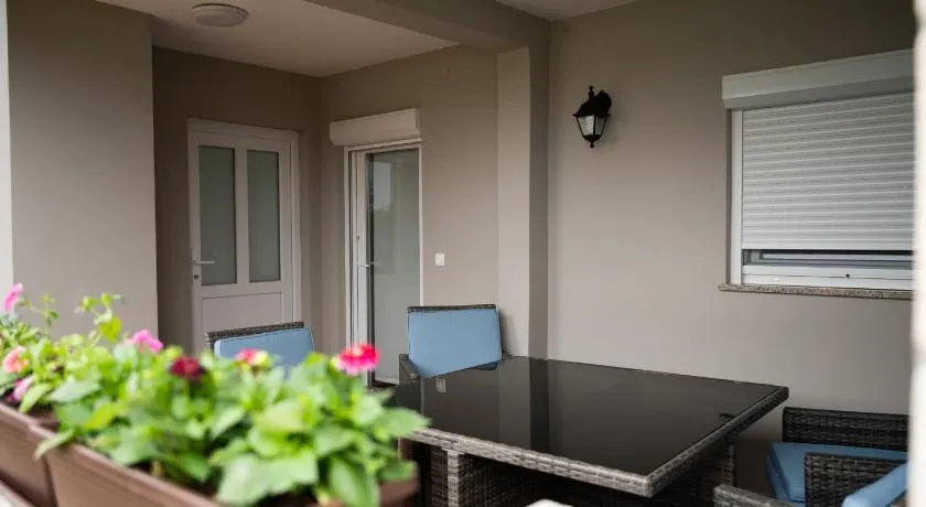 Apartmant Green Treasure - Image 1