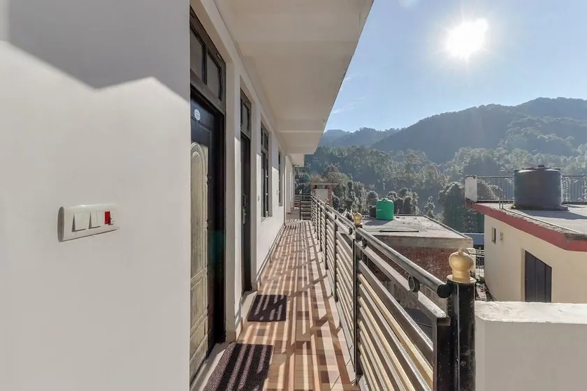 Hotel O Twilight Guest House - Image 1
