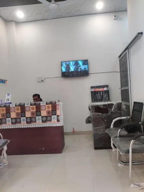 Madhuri Guest House - Image 1
