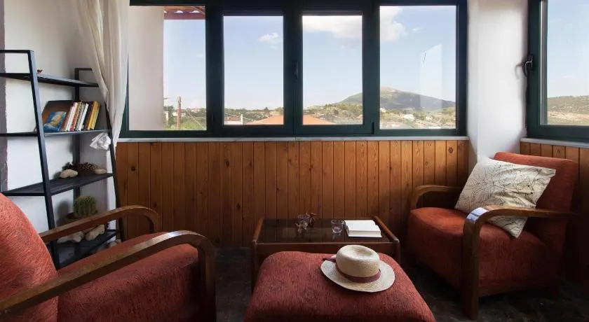 Mavilia Traditional Guesthouse - Image 1