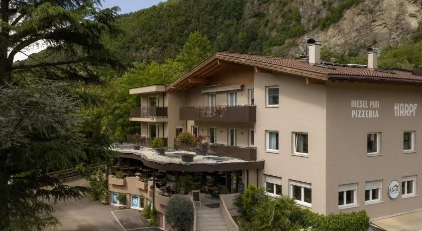 Hotel Harpf - Image 1