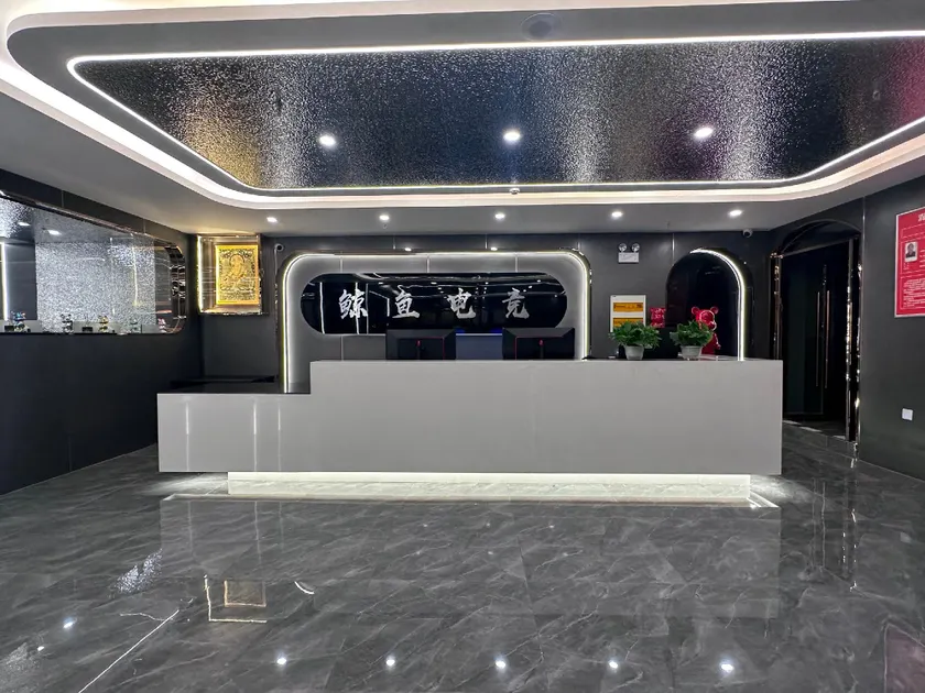Whale Esports Hotel - Image 1
