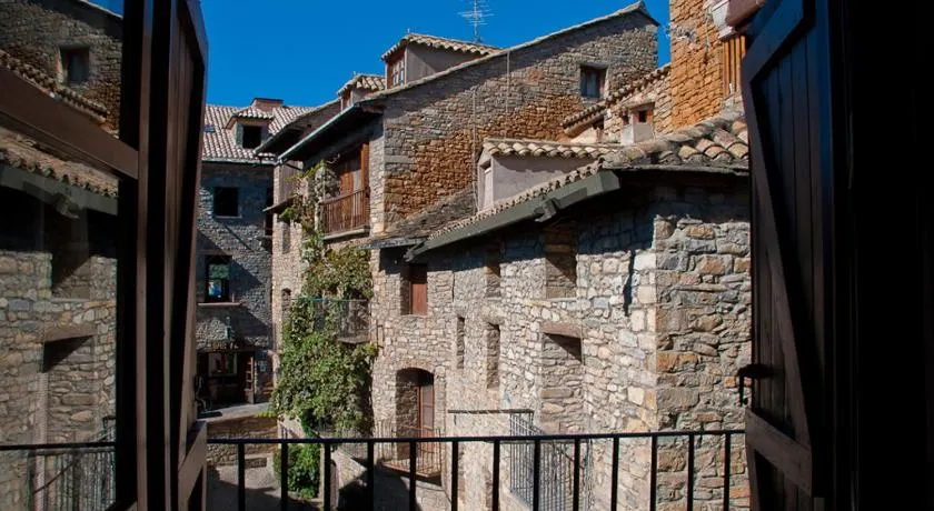 Hotel Villa Románica - Image 1