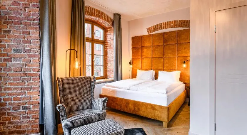 Adler Aparthotel - Image 1