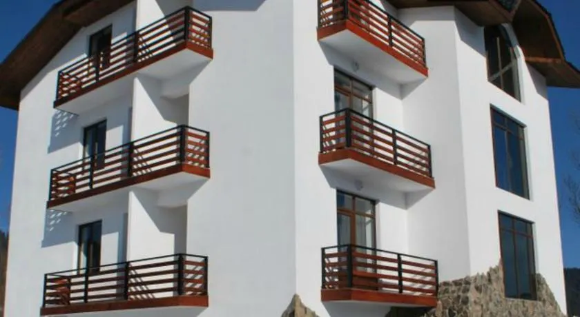 Elite House - Image 1