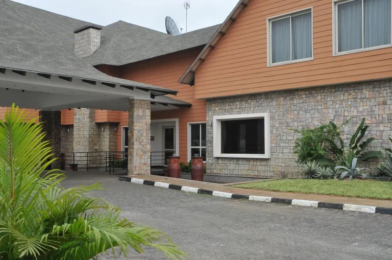 Leola Hotel Ikeja - Image 1